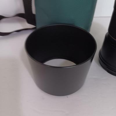 Sigma 135-400mm 1:45-5.6 APO Lens for Canon EF Cameras With case