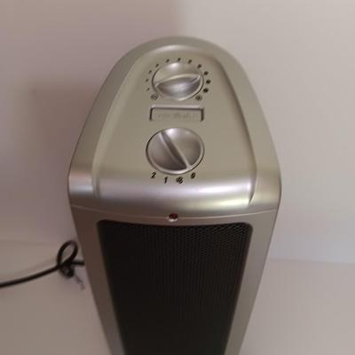Lasko Oscillating heater Winter is coming and you'll be glad to have this!