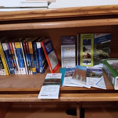 Books and maps of travels