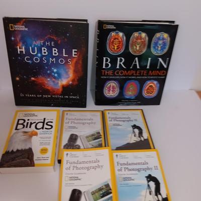 National Geographic books - Hubble cosmos- The brain - Birds - and Photography lessons on disc