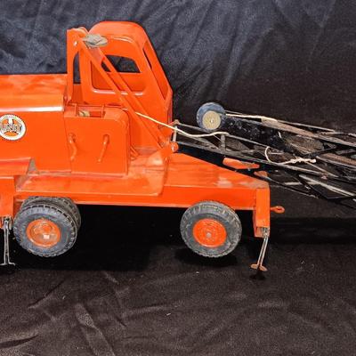 Vintage Charles Doepke Model Toys Unit Crane & Shovel Corp. Construction, Large Boom Metal crane