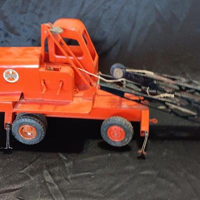 Vintage Charles Doepke Model Toys Unit Crane & Shovel Corp. Construction, Large Boom Metal crane
