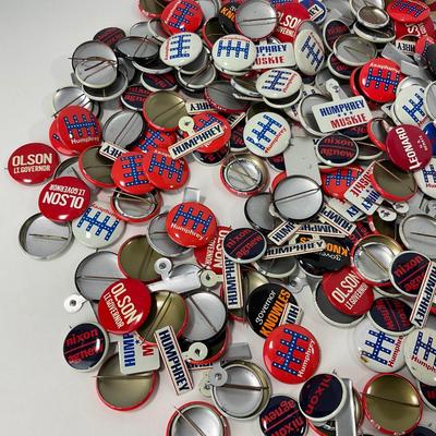 -98- POLITICAL | Vintage 1960â€™s Political Buttons