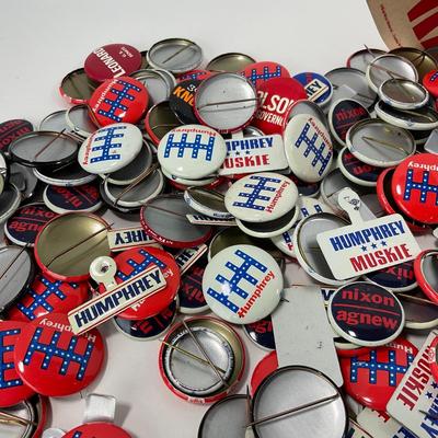 -98- POLITICAL | Vintage 1960â€™s Political Buttons