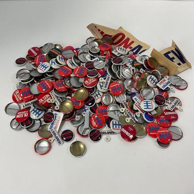 -98- POLITICAL | Vintage 1960â€™s Political Buttons