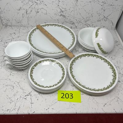 Vintage Corelle Crazy Daisy