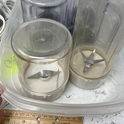 Hand mixer and small blender