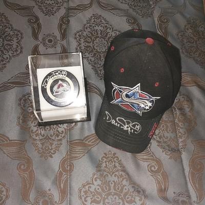 COLORADO AVALANCHE SIGNED HOCKEY PUCK AND CAP