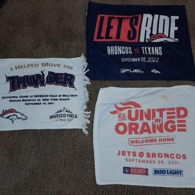 Collectible Bronco's sports / bar rags