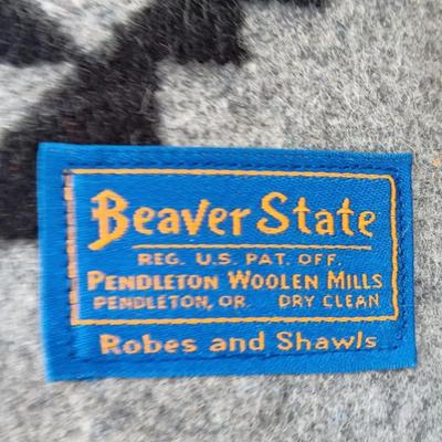 Beautiful Reversible Native design Beaver State Pendleton wool blanket and matching throw pillow