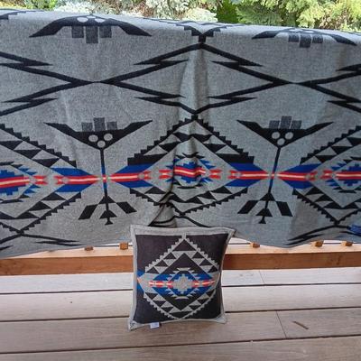 Pendleton thunderbird blanket clearance