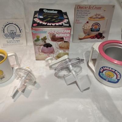 Ice cream maker with accessories