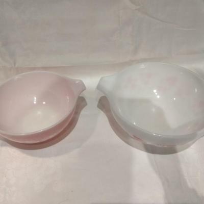 Two Gooseberry print Pyrex nesting bowls, Pink gooseberry & white Gooseberry
