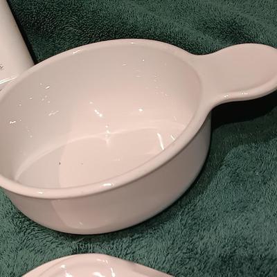 Conair Cuisine warming tray, Corningware and a microwave bacon dish