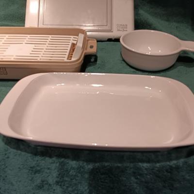 Conair Cuisine warming tray, Corningware and a microwave bacon dish