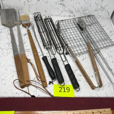 Grilling and campfire utensils