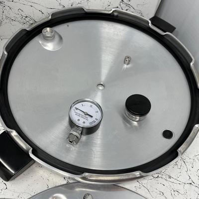 Presto 23 Qt Pressure Canner with stacking trays