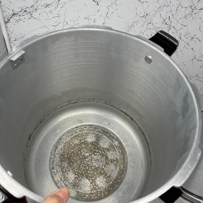 Presto 23 Qt Pressure Canner with stacking trays