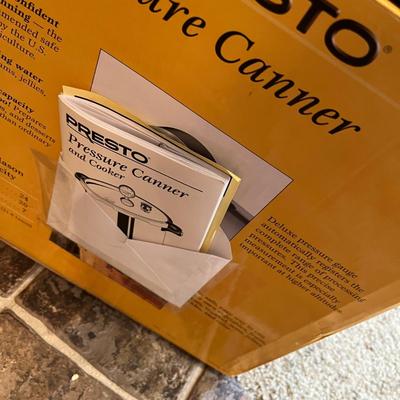 Presto 23 Qt Pressure Canner with stacking trays