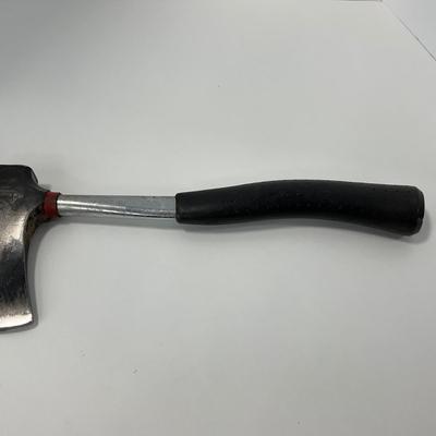 -106- TOOL | True Temper Boy Scout Axe