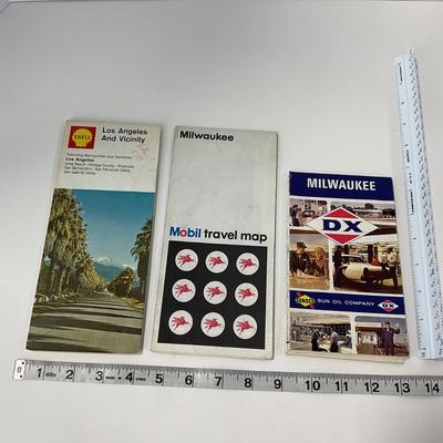 -108- COLLECTIBLE | Vintage Gas Station Road Maps
