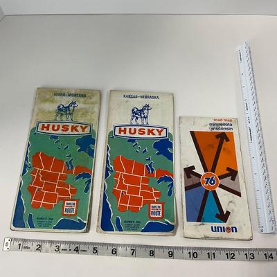 -108- COLLECTIBLE | Vintage Gas Station Road Maps
