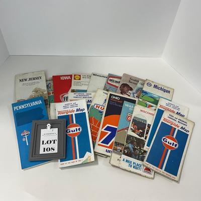 -108- COLLECTIBLE | Vintage Gas Station Road Maps