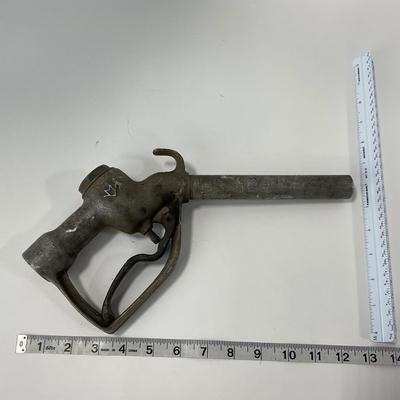 -112- COLLECTIBLE | 1930â€™s Milwaukee Gas Pump Handle