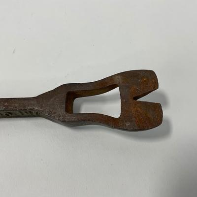 -113- TOOL | Vintage Elkhart Fire Fighter Tool