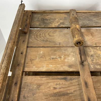 -120- VINTAGE | Early Humpty Dumpty Egg Crate