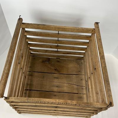 -120- VINTAGE | Early Humpty Dumpty Egg Crate