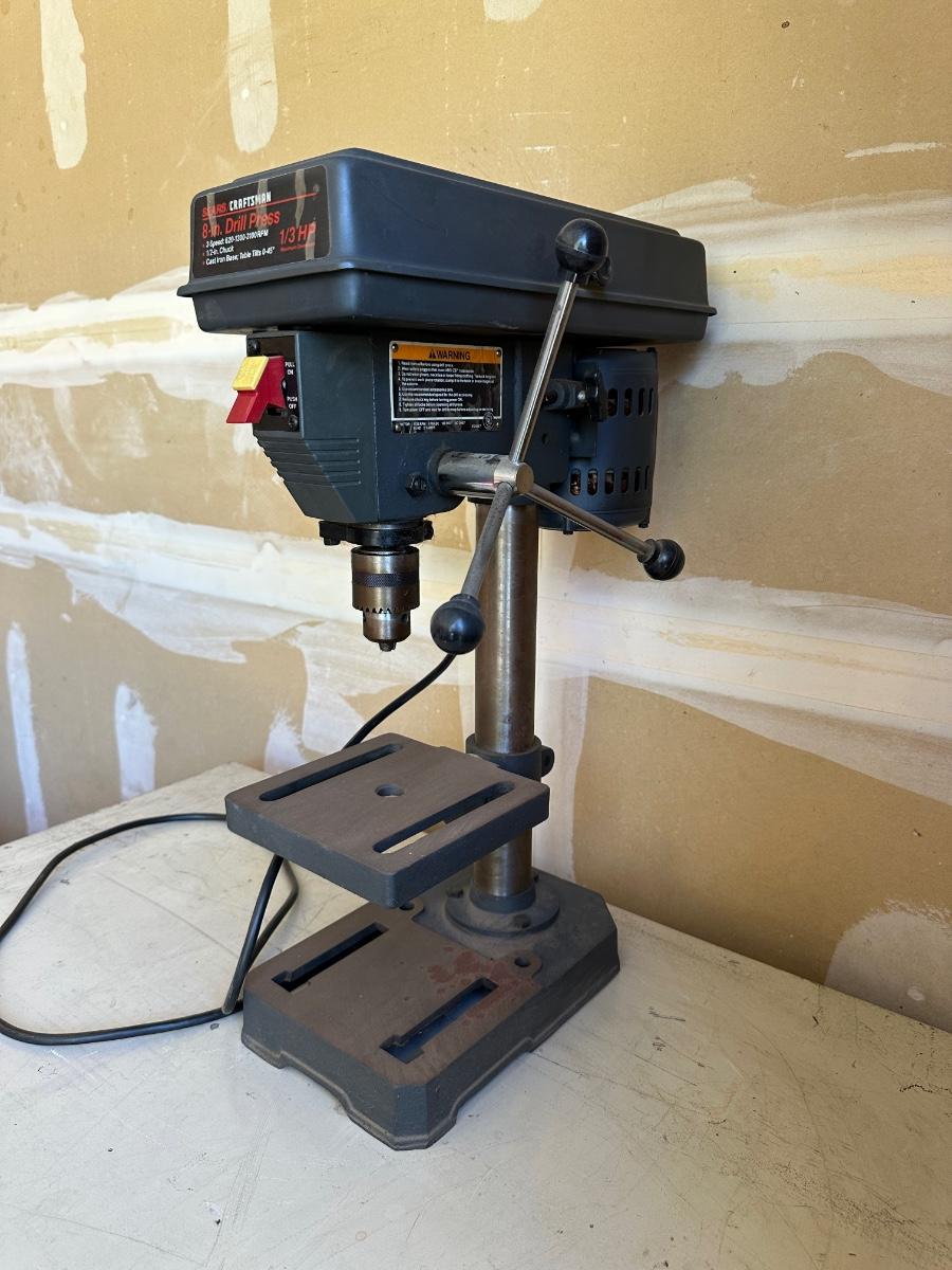 CRAFTSMAN 8 INCH DRILL PRESS