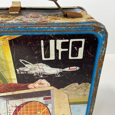 -122- COLLECTIBLE | UFO Space Metal Lunch Box
