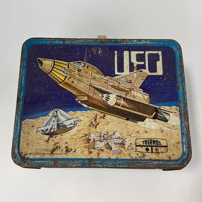 -122- COLLECTIBLE | UFO Space Metal Lunch Box