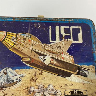 -122- COLLECTIBLE | UFO Space Metal Lunch Box