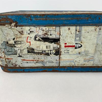 -122- COLLECTIBLE | UFO Space Metal Lunch Box