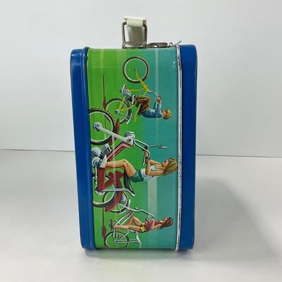 -123- COLLECTIBLE | The Cyclist Dirt Bike Lunch Box With Thermos