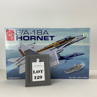 -129- MODEL | Sealed F/A-18A Hornet 1:48 Scale