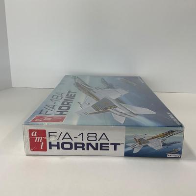 -129- MODEL | Sealed F/A-18A Hornet 1:48 Scale