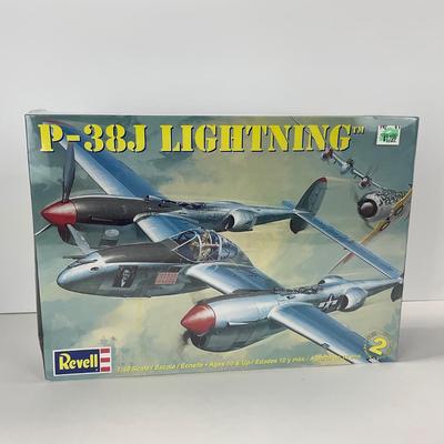 -134- MODEL | Sealed P-38J Lighting Model Kit 1:48 Scale