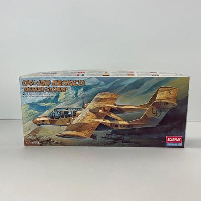 -135- MODEL | Academy OV-10D Bronco Desert Storm Model Kit 1:72 Scale