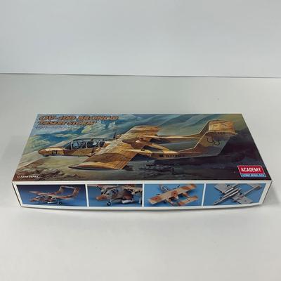 -135- MODEL | Academy OV-10D Bronco Desert Storm Model Kit 1:72 Scale