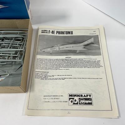 -136- MODEL | Two Vintage Hasegawa Model kits