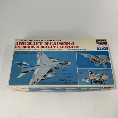 -136- MODEL | Two Vintage Hasegawa Model kits