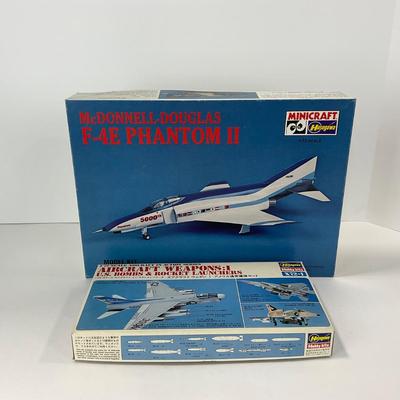 -136- MODEL | Two Vintage Hasegawa Model kits