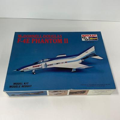 -136- MODEL | Two Vintage Hasegawa Model kits