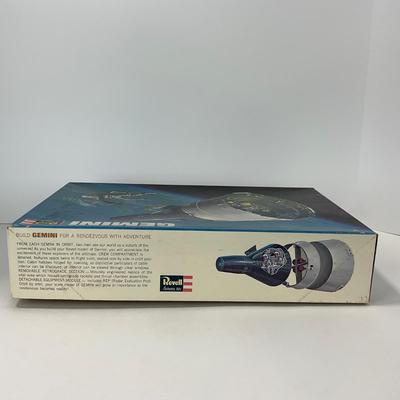 -138- MODEL | 1960â€™s Revel Gemini Space model Kit 1:24 Scale