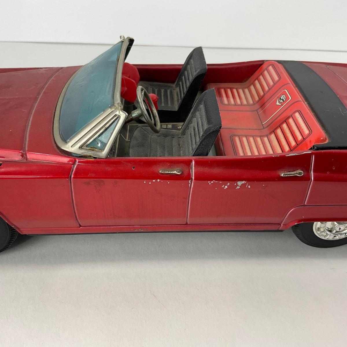 141- CAR | Japan Bandai Tin Battery Gear Shift 1960's Op