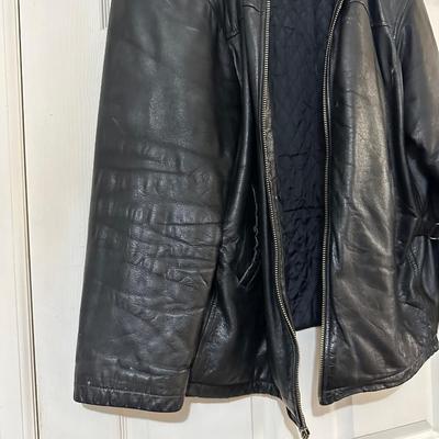 MEN'S XL LINED LEATHER JACKET