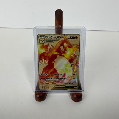 -168- POKÃ‰MON | Gold Foil Charizard Card